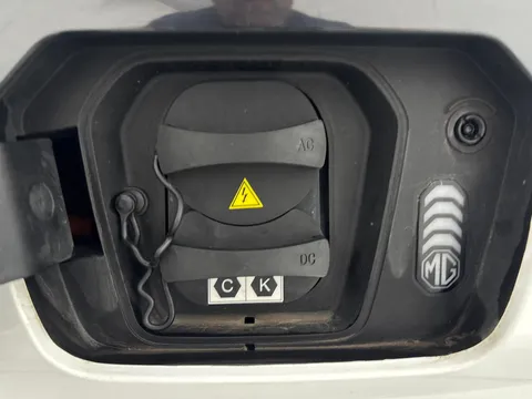 Thumbnail image for the Mg Mg5 61.1kWh SE Long Range