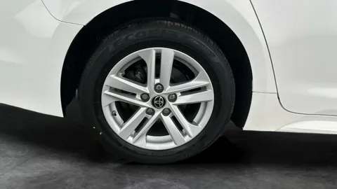 Thumbnail image for the Toyota Corolla 1.8 VVT-h GPF Icon Touring Sports   CVT