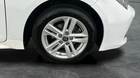 Thumbnail image for the Toyota Corolla 1.8 VVT-h GPF Icon Touring Sports   CVT