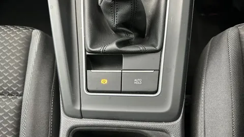 Thumbnail image for the Volkswagen Golf 1.5 TSI Active