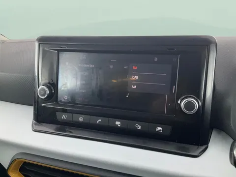 Thumbnail image for the SEAT Arona 1.0 TSI EVO SE