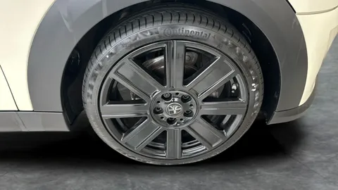 Thumbnail image for the Mini Hatch 1.5 Cooper Exclusive   Steptronic