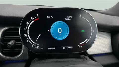 Thumbnail image for the Mini Hatch 1.5 Cooper Exclusive   Steptronic