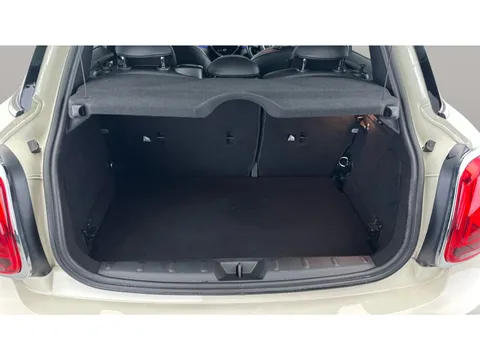 Thumbnail image for the Mini Hatch 1.5 Cooper Exclusive   Steptronic