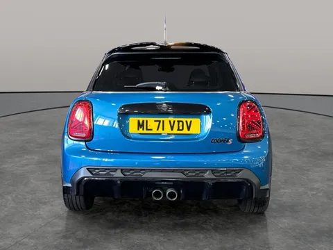 Thumbnail image for the Mini Hatch 2.0 Cooper S Sport   Steptronic