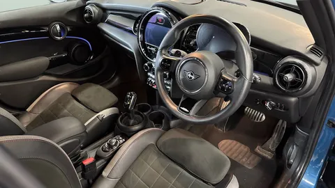 Thumbnail image for the Mini Hatch 2.0 Cooper S Sport   Steptronic