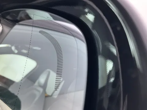 Thumbnail image for the Volvo XC90 2.0h T8 Recharge 18.8kWh R-Design   Plug-in  4WD