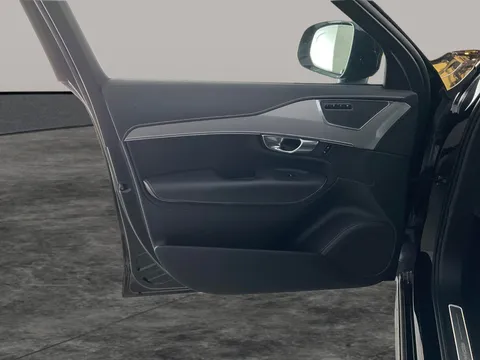 Thumbnail image for the Volvo XC90 2.0h T8 Recharge 18.8kWh R-Design   Plug-in  4WD
