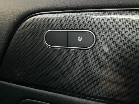 Thumbnail image for the Mercedes-Benz Gla 1.3 GLA250e 15.6kWh Exclusive Edition   Plug-in  8G-DCT