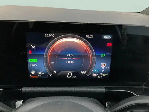 Thumbnail image for the Mercedes-Benz Gla 1.3 GLA250e 15.6kWh Exclusive Edition   Plug-in  8G-DCT