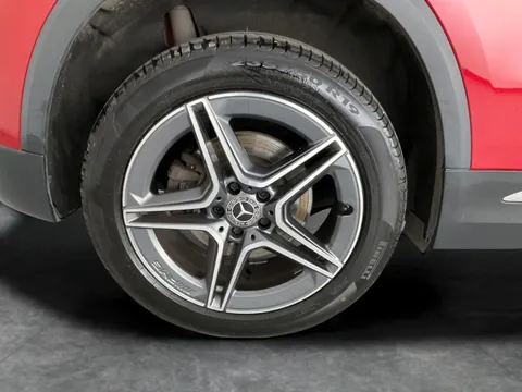 Thumbnail image for the Mercedes-Benz Gla 1.3 GLA250e 15.6kWh Exclusive Edition   Plug-in  8G-DCT