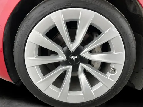 Thumbnail image for the Tesla Model 3 Standard Range Plus   RWD