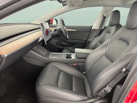 Thumbnail image for the Tesla Model 3 Standard Range Plus   RWD