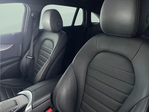 Thumbnail image for the Mercedes-Benz Eqc EQC 400 80kWh AMG Line (Premium)   4MATIC