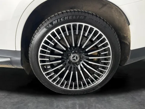 Thumbnail image for the Mercedes-Benz Eqc EQC 400 80kWh AMG Line (Premium)   4MATIC