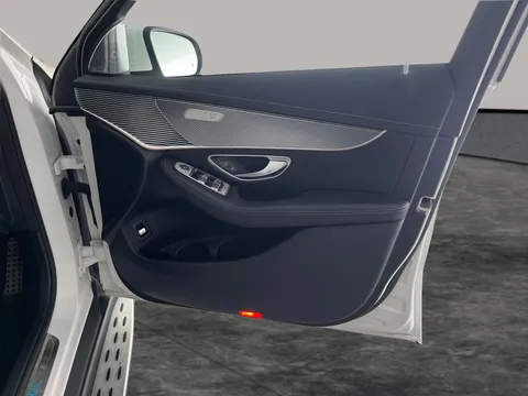 Thumbnail image for the Mercedes-Benz Eqc EQC 400 80kWh AMG Line (Premium)   4MATIC