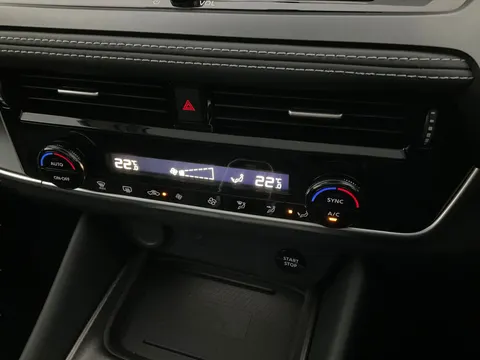 Thumbnail image for the Nissan Qashqai 1.5 h e-POWER N-Connecta