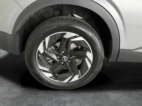 Thumbnail image for the Nissan Qashqai 1.5 h e-POWER N-Connecta