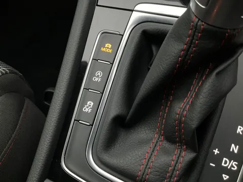Thumbnail image for the Volkswagen Golf 2.0 TSI GPF GTI Performance   DSG