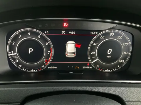 Thumbnail image for the Volkswagen Golf 2.0 TSI GPF GTI Performance   DSG