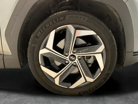 Thumbnail image for the Hyundai Tucson 1.6 h T-GDi Premium