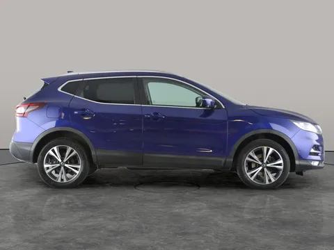 Thumbnail image for the Nissan Qashqai 1.3 DIG-T N-Connecta