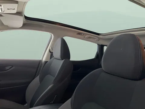 Thumbnail image for the Nissan Qashqai 1.3 DIG-T N-Connecta