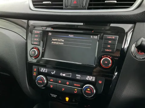 Thumbnail image for the Nissan Qashqai 1.3 DIG-T N-Connecta