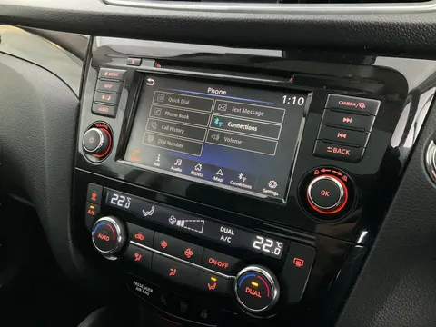 Thumbnail image for the Nissan Qashqai 1.3 DIG-T N-Connecta