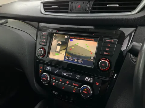 Thumbnail image for the Nissan Qashqai 1.3 DIG-T N-Connecta