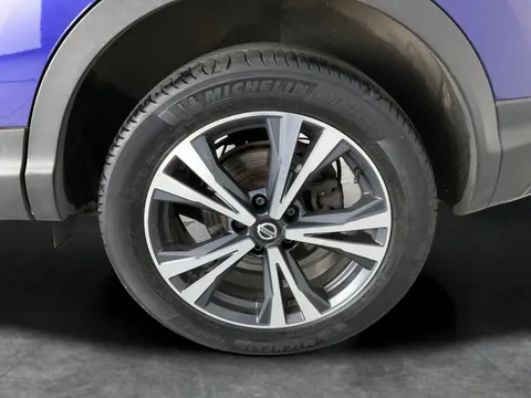 Thumbnail image for the Nissan Qashqai 1.3 DIG-T N-Connecta