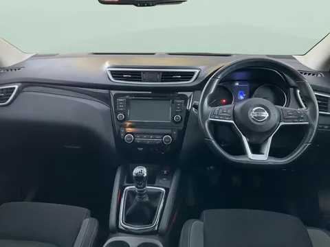 Thumbnail image for the Nissan Qashqai 1.3 DIG-T N-Connecta