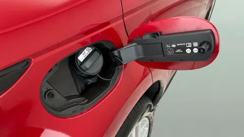 Thumbnail image for the Land Rover Range Rover Evoque 1.5 P300e 12.2kWh R-Dynamic SE   Plug-in  4WD