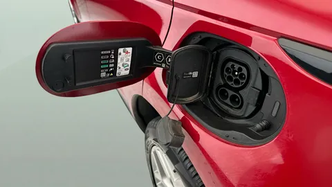Thumbnail image for the Land Rover Range Rover Evoque 1.5 P300e 12.2kWh R-Dynamic SE   Plug-in  4WD