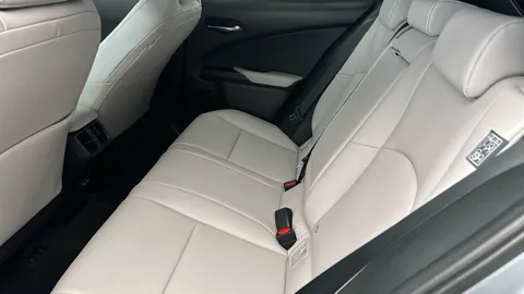 Thumbnail image for the Lexus Ux 2.0 250h F Sport Design    E-CVT
