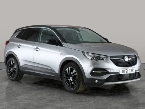 Thumbnail image for the Vauxhall Grandland X 1.2 Turbo SRi Nav