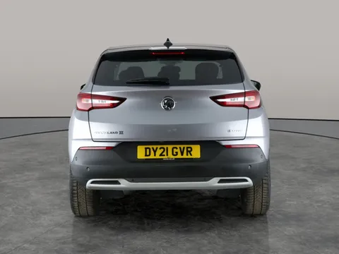 Thumbnail image for the Vauxhall Grandland X 1.2 Turbo SRi Nav
