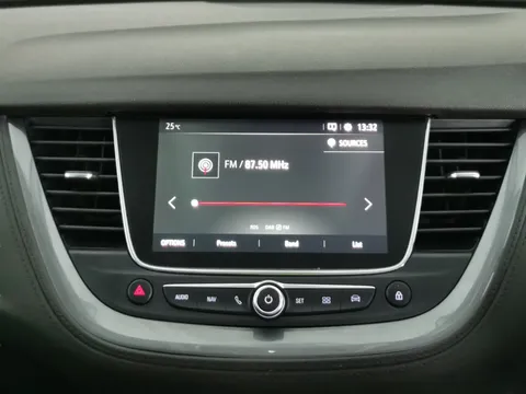 Thumbnail image for the Vauxhall Grandland X 1.2 Turbo SRi Nav