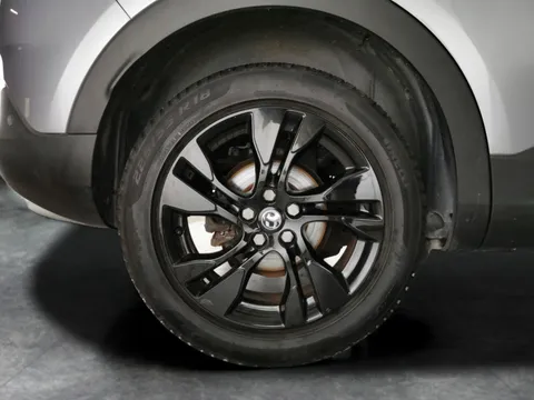 Thumbnail image for the Vauxhall Grandland X 1.2 Turbo SRi Nav
