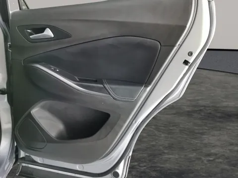 Thumbnail image for the Vauxhall Grandland X 1.2 Turbo SRi Nav