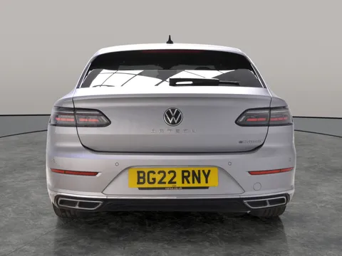 Thumbnail image for the Volkswagen Arteon 1.4 TSI 13kWh R-Line Shooting Brake  Plug-in  DSG