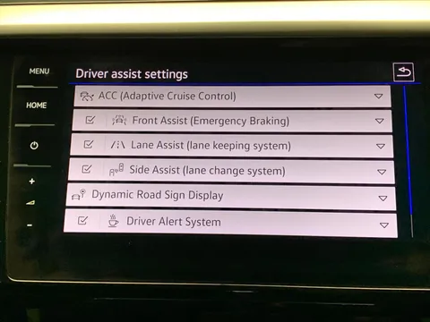 Thumbnail image for the Volkswagen Arteon 1.4 TSI 13kWh R-Line Shooting Brake  Plug-in  DSG