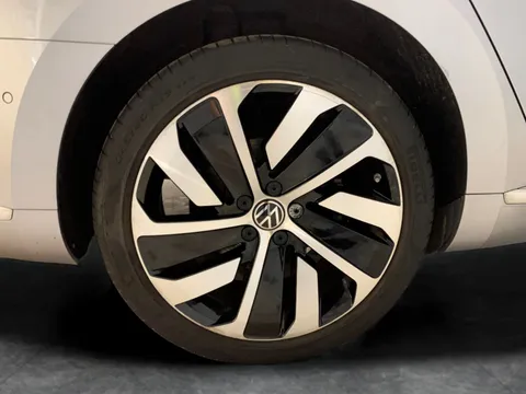 Thumbnail image for the Volkswagen Arteon 1.4 TSI 13kWh R-Line Shooting Brake  Plug-in  DSG