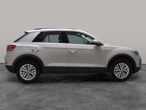 Thumbnail image for the Volkswagen T-Roc 1.5 TSI Life