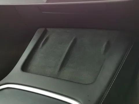 Thumbnail image for the Tesla Model Y (Dual Motor) Long Range   4WDE