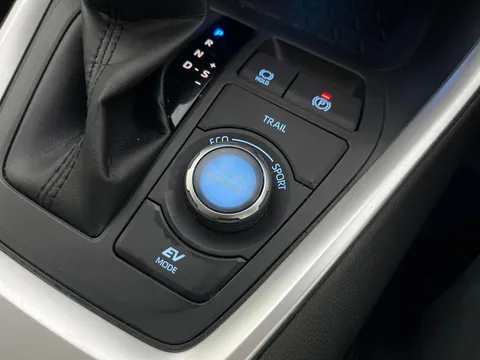 Thumbnail image for the Toyota RAV4 2.5 VVT-h GPF Excel    CVT 4WD