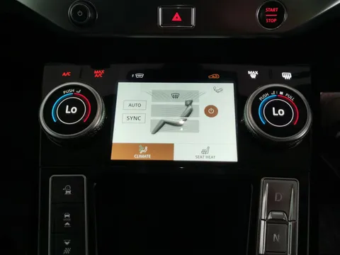 Thumbnail image for the Jaguar I-Pace 400 90kWh HSE   4WD