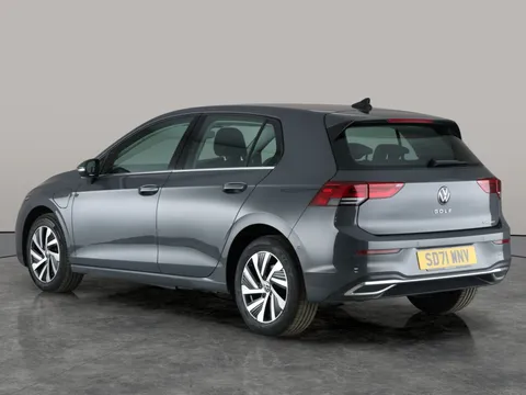 Thumbnail image for the Volkswagen Golf 1.4 TSI 13kWh Style   Plug-in  DSG