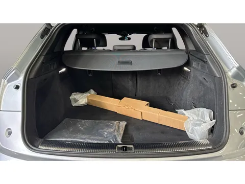 Thumbnail image for the Audi Q5 2.0 TDI 40 S line   S Tronic quattro