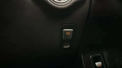 Thumbnail image for the Mercedes-Benz GLC 2.0 GLC300d AMG Line (Premium)   G-Tronic+ 4MATIC